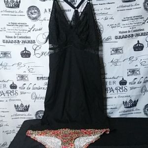Black lace nightie/matching panties